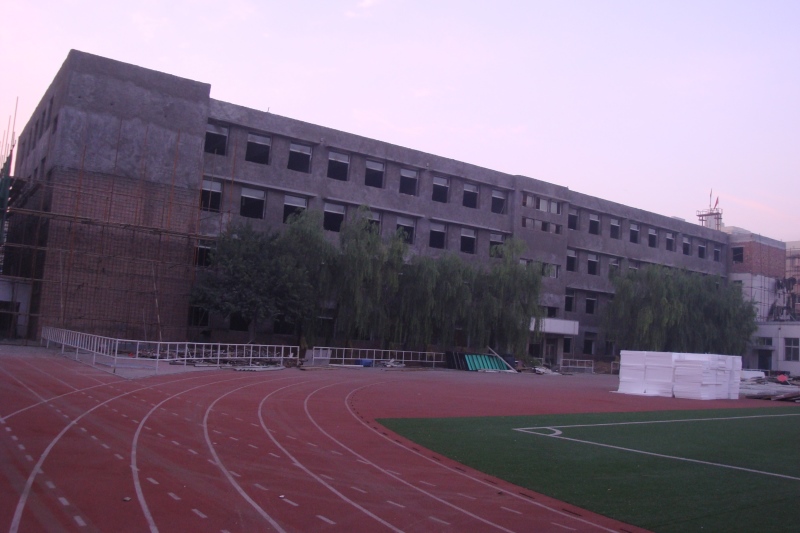 内蒙古包头市第五中学抗震、增层加固